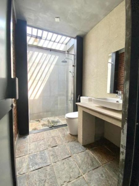 Bathroom - Kelaniya Specious Unfurnished House For Rent