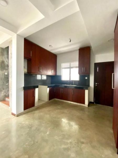 Pool - Kelaniya Specious Unfurnished House For Rent