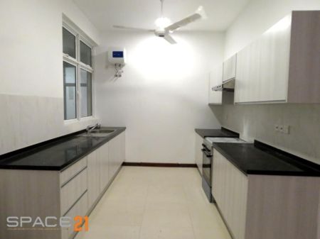 Kitchen - 2 Bedroom unfurnished apartment for rent in Evergreen Park Colombo 05 