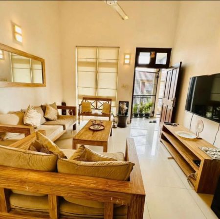 Living Room - UNFURNISHED 3 BEDROOM APARTMENT FOR Rent IN THALAWATHUGODA