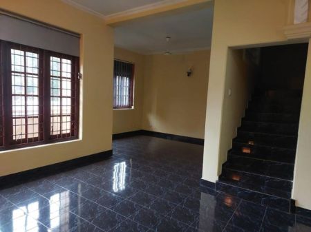 Pool - House For Rent In Colombo 6 (file No 659b) Iswari Road