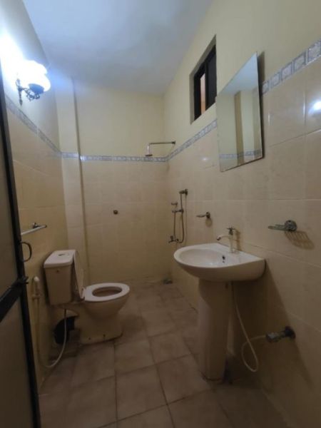 Bathroom - House For Rent In Colombo 6 (file No 659b) Iswari Road