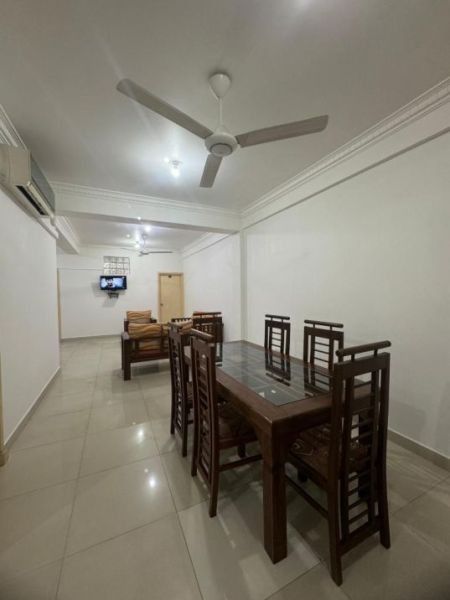 Dining room - COLOMBO APARTMENT - 3 Bedroom Apartment for rent in Colombo 5