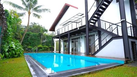 Pool - (SE1277) 4 Bedroom house for sale in Thalawathugoda for Rs. 85 million (negotiable)