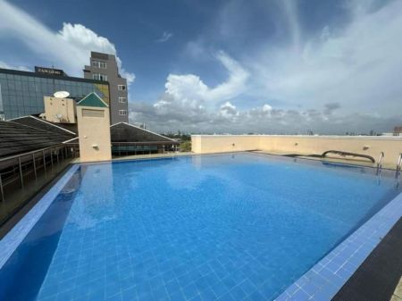 Pool - Apartment For Sale in Colombo 03