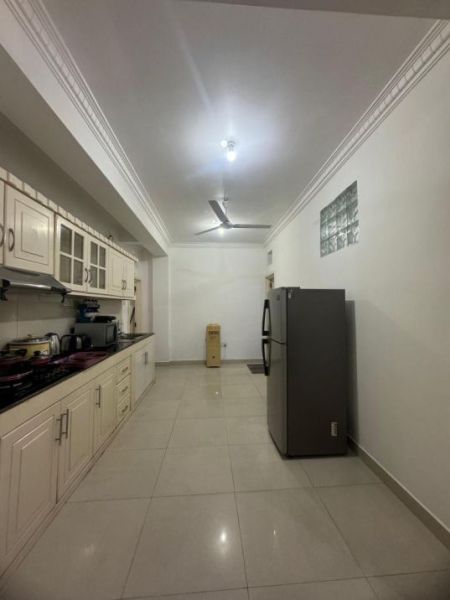 Kitchen - 3 BHK fully furnished apartment short-term rental in Wellawatta