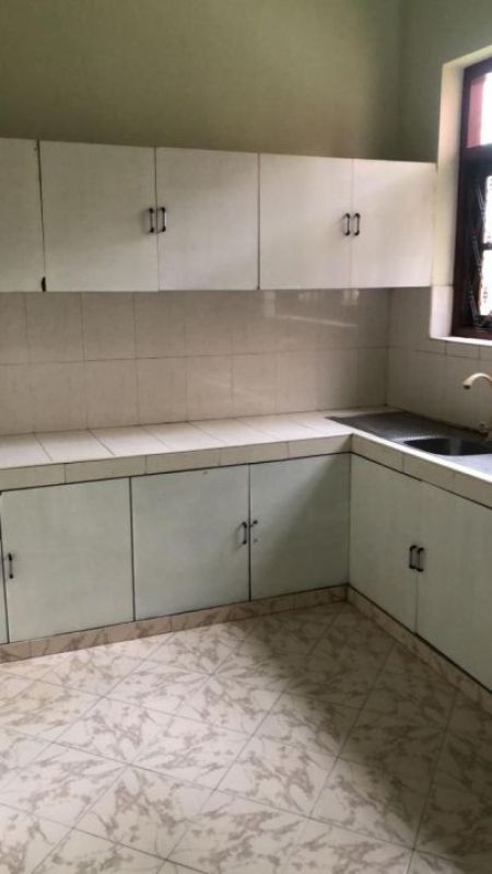 Kitchen - 11 Perch 3 BR  2 Storey House for Sale in Malabe - Kahanthota MRRR-A2 