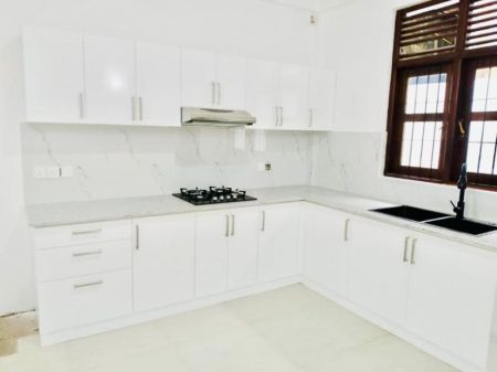 Kitchen - (G20) 4 Bedroom house for sale in Kottawa for Rs. 29 million (negotiable)