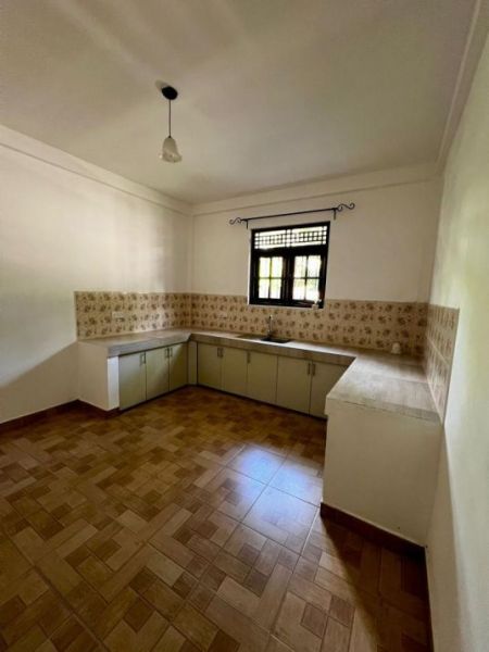 Kitchen - (G84) 4 Bedroom house for sale in Kottawa for Rs. 35 million (negotiable)