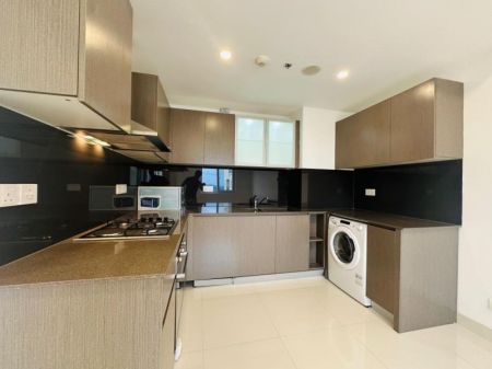 Kitchen - ⭕️ (S743) බත්තරමුල්ල Fairway Urban Homes හි විකිණීමට ඇති මහල් නිවාසය