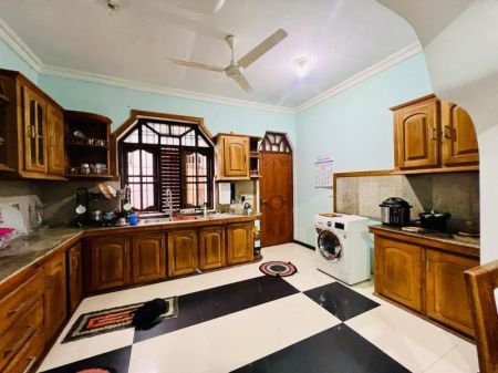 Kitchen - (SE974) 5 Bedroom house for sale in Kottawa for Rs. 69 million (negotiable)