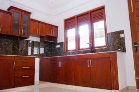 Kitchen - House for sale in athurugiriya