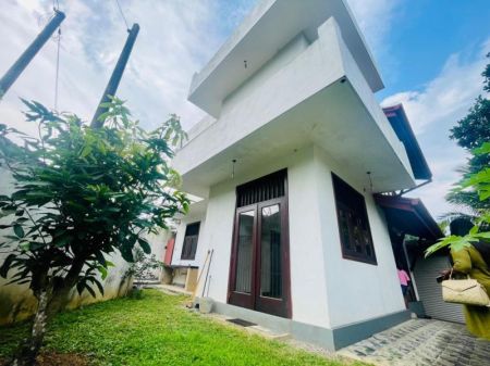 Exterior -  ⭕️ (MH250) 3 Storey House for Sale in Athurugiriya