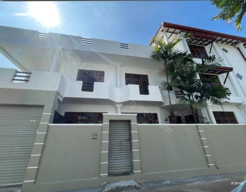 Nawala House for sale/rent