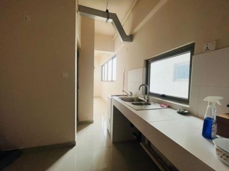 Kitchen - Kings View - 03 Bedroom Semi Furnished Apartment For Sale in Kotte (A700)