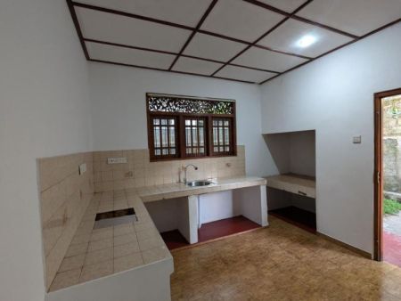 Kitchen -   ⭕️ (DH396) Single Storey House for Sale in Athurugiriya