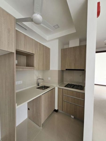 Kitchen - Tri-Zen - 02 Bedroom Unfurnished Apartment for Sale in Colombo 02 (A216)