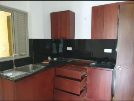 Kitchen - Ariyana Resort/unfurnished- furnished/04beds/garden/for rent or sale in Athurugiriya. 