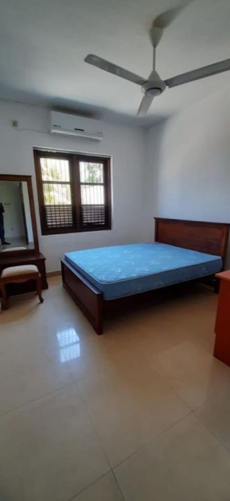 Bedroom - Fully Furnished House For Rent in Gothami Place, Colombo 08 - EH255