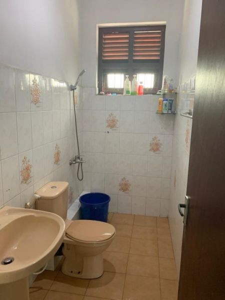 Bathroom - House for Sale Dehiwela Bellanthara 