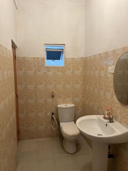 Bathroom - 12 Bedroom house for sale in Rajagiriya 