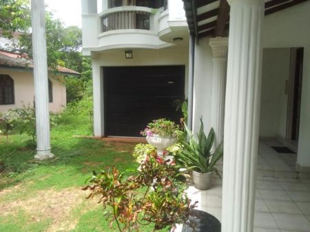 Exterior - 28P House for Sale in Moratuwa