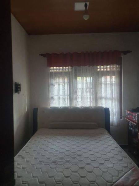 Bedroom - House for sale in Kasbewa