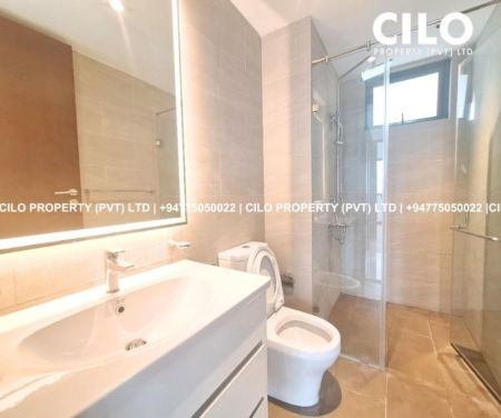 Bathroom - 3 bedrooms~ brand new ~ unfurnished higher floor apartment immediate sale ~Colombo 2 