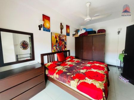 Bedroom - Fully furnished 03 Bedroom apartment for sale in Rajagiriya.