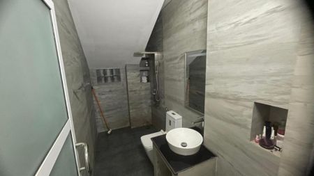 Bathroom - Matara- Browns Hills- 2BR Apartment Rent Foreigners 