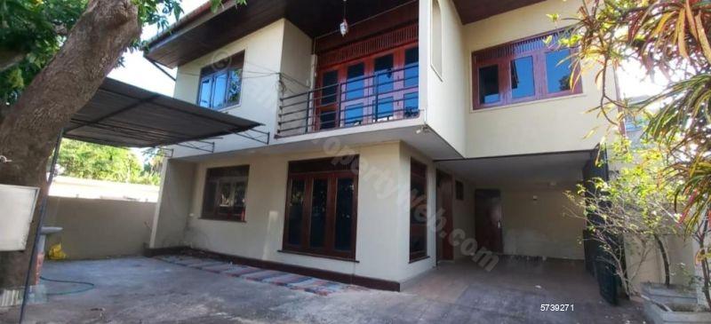 Wattala House for sale/rent